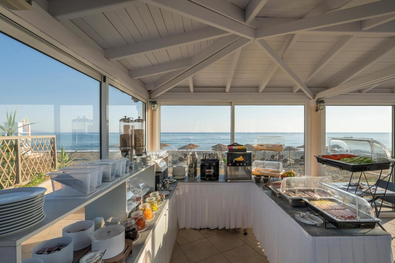 Hotel Caretta Beach Gerani  Exteriör bild