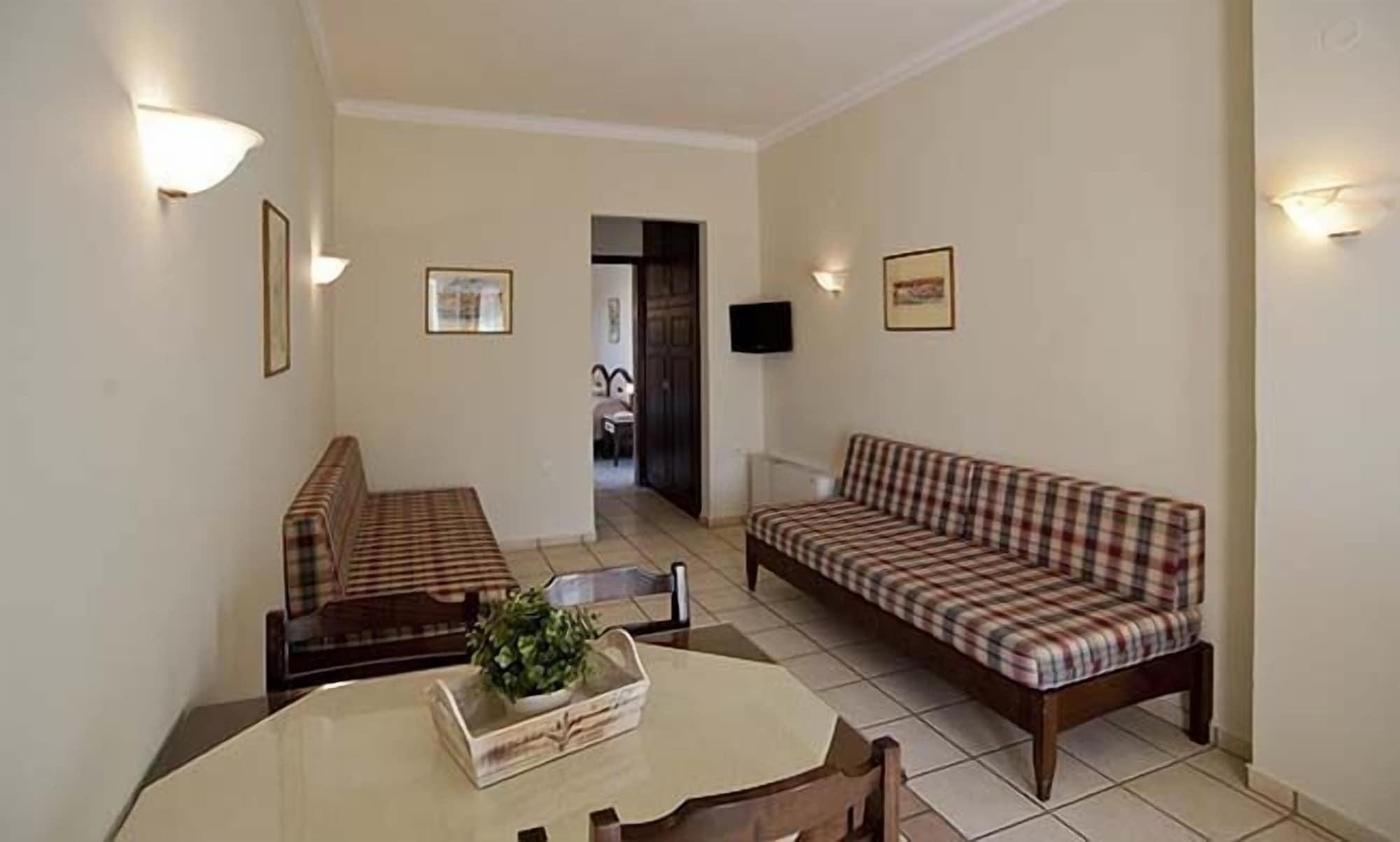 Hotel Caretta Beach Gerani  Exteriör bild
