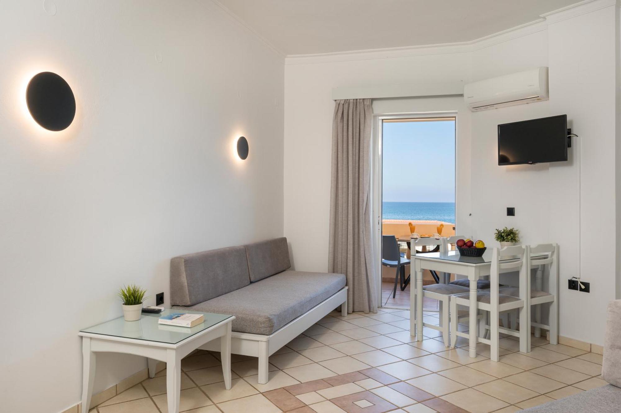 Hotel Caretta Beach Gerani  Exteriör bild