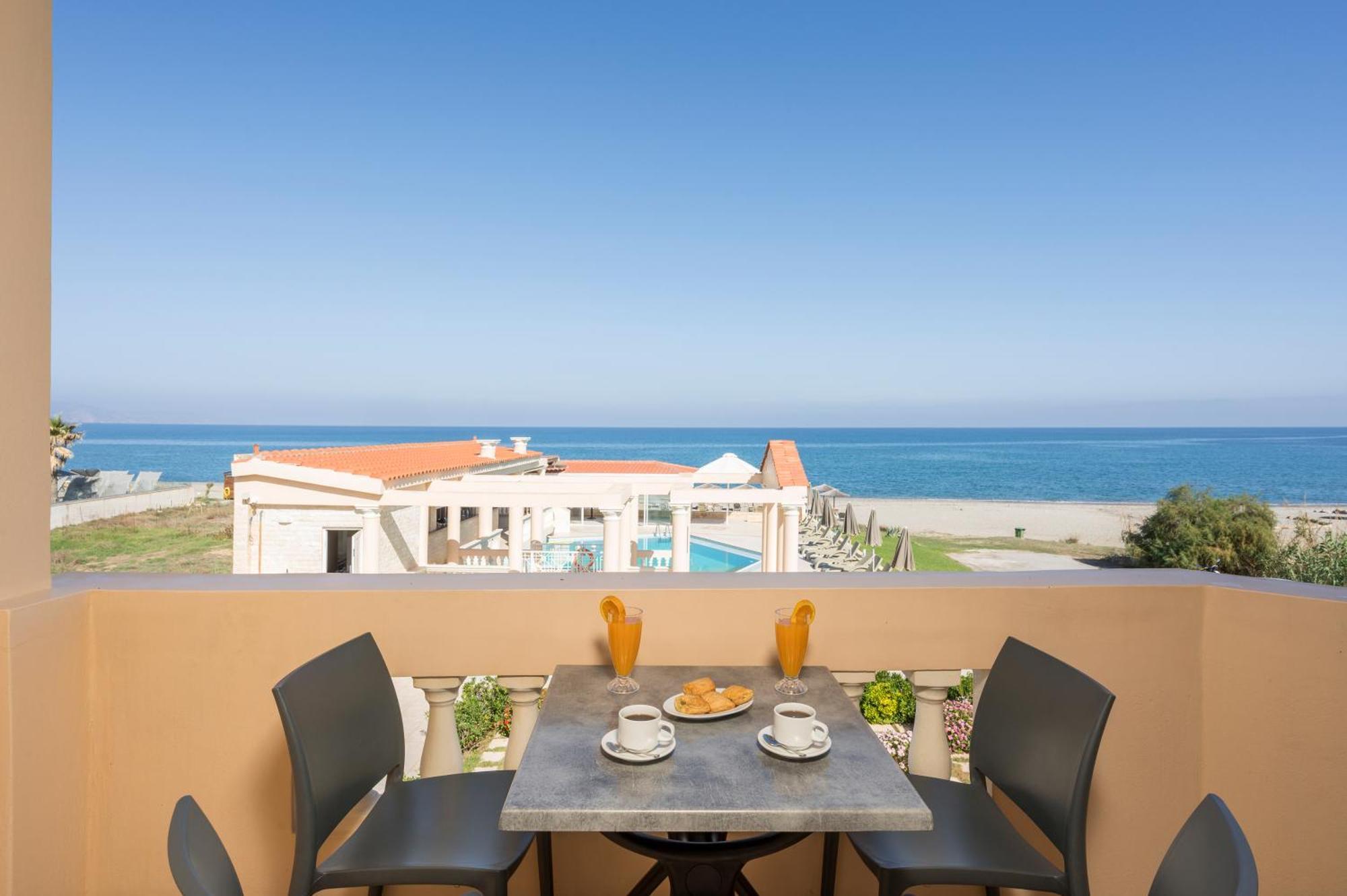Hotel Caretta Beach Gerani  Exteriör bild