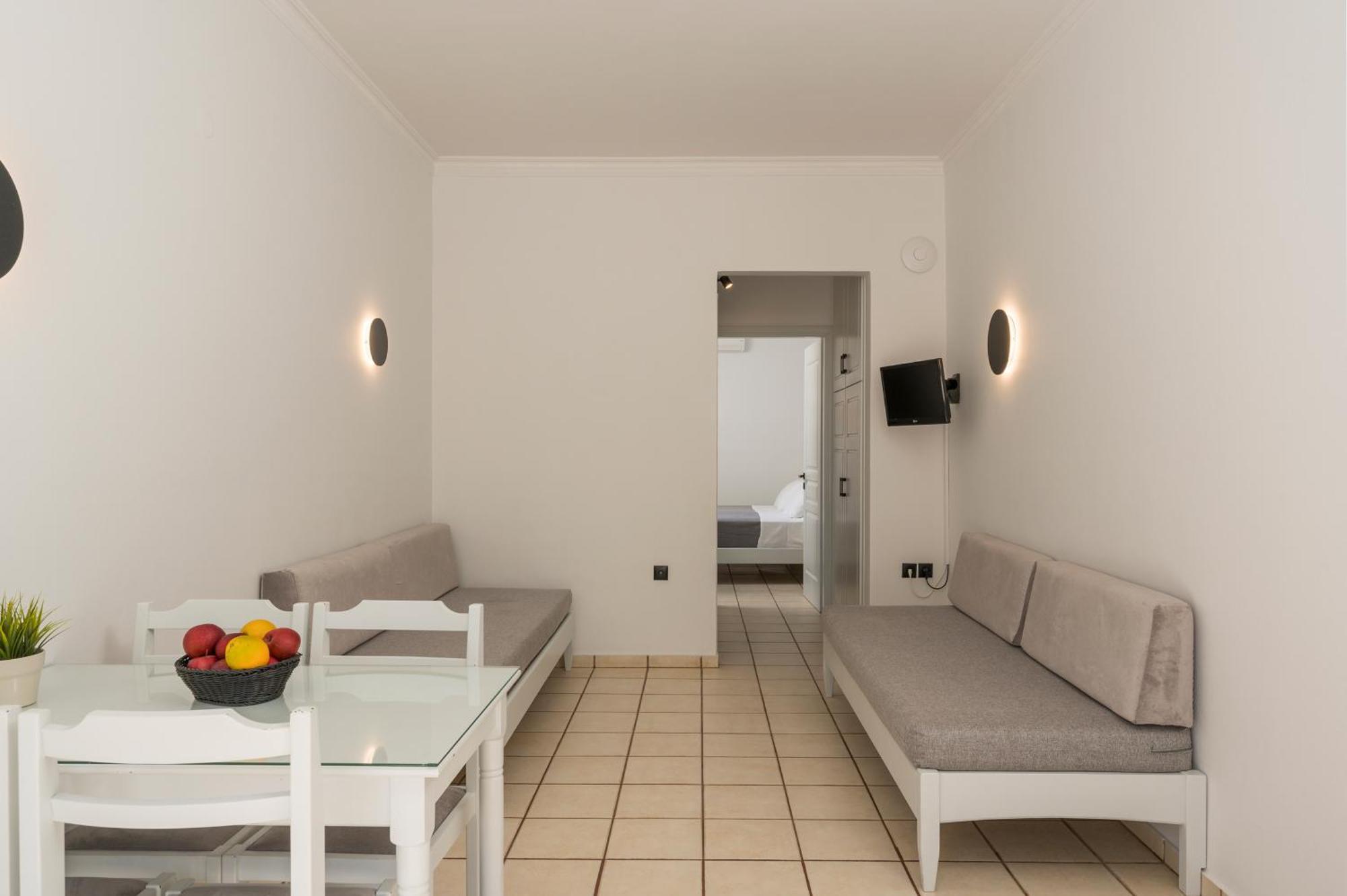 Hotel Caretta Beach Gerani  Exteriör bild